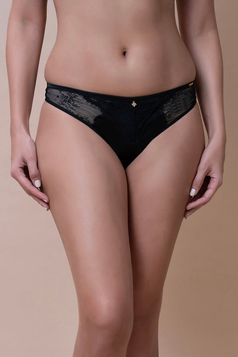 Amore Lace Thong XL / Black - amanté Panty