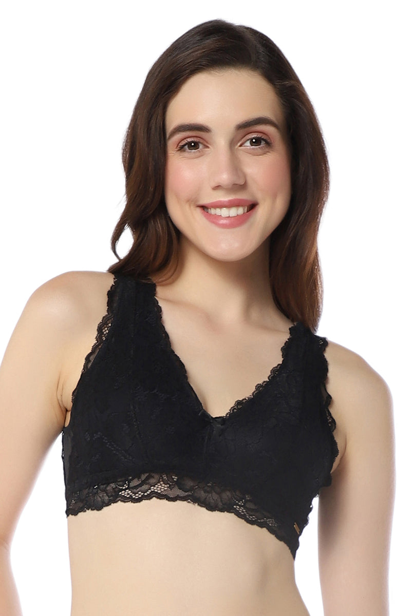 Chic Lace Bralette S / Black - amanté Bra - Image 1 of 4