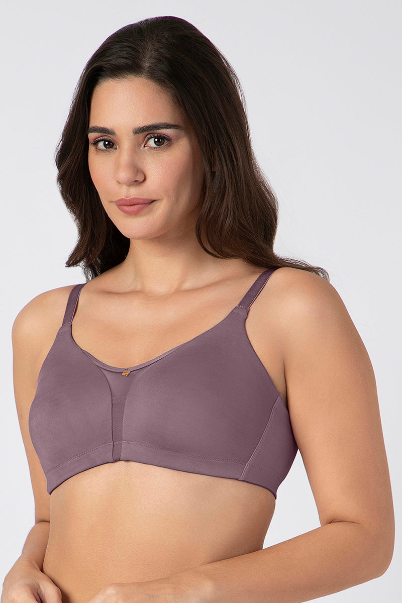 Chic Smooth Minimizer Bra - amanté Bra - Image 2 of 4