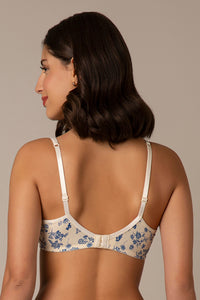 Chic Comfort Bra  - amanté Bra thumbnail 2
