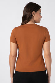 Essential V Neck Tee - amanté Athleisure