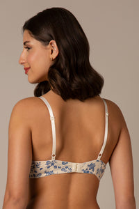 Trendy Plunge Bra  - amanté Bra thumbnail 2
