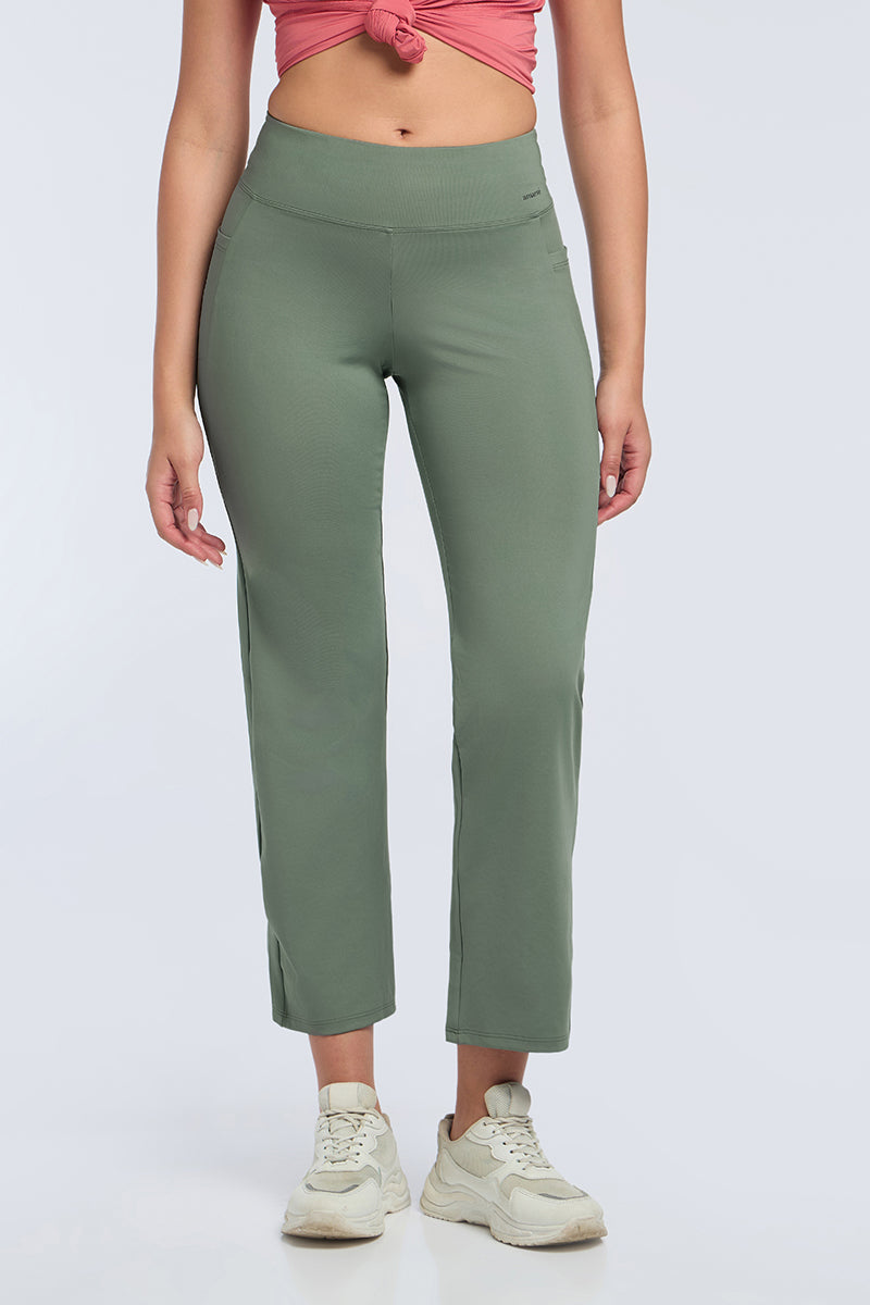 Flaunt Flared Travel Pants S / Sea Spray - amanté Sport