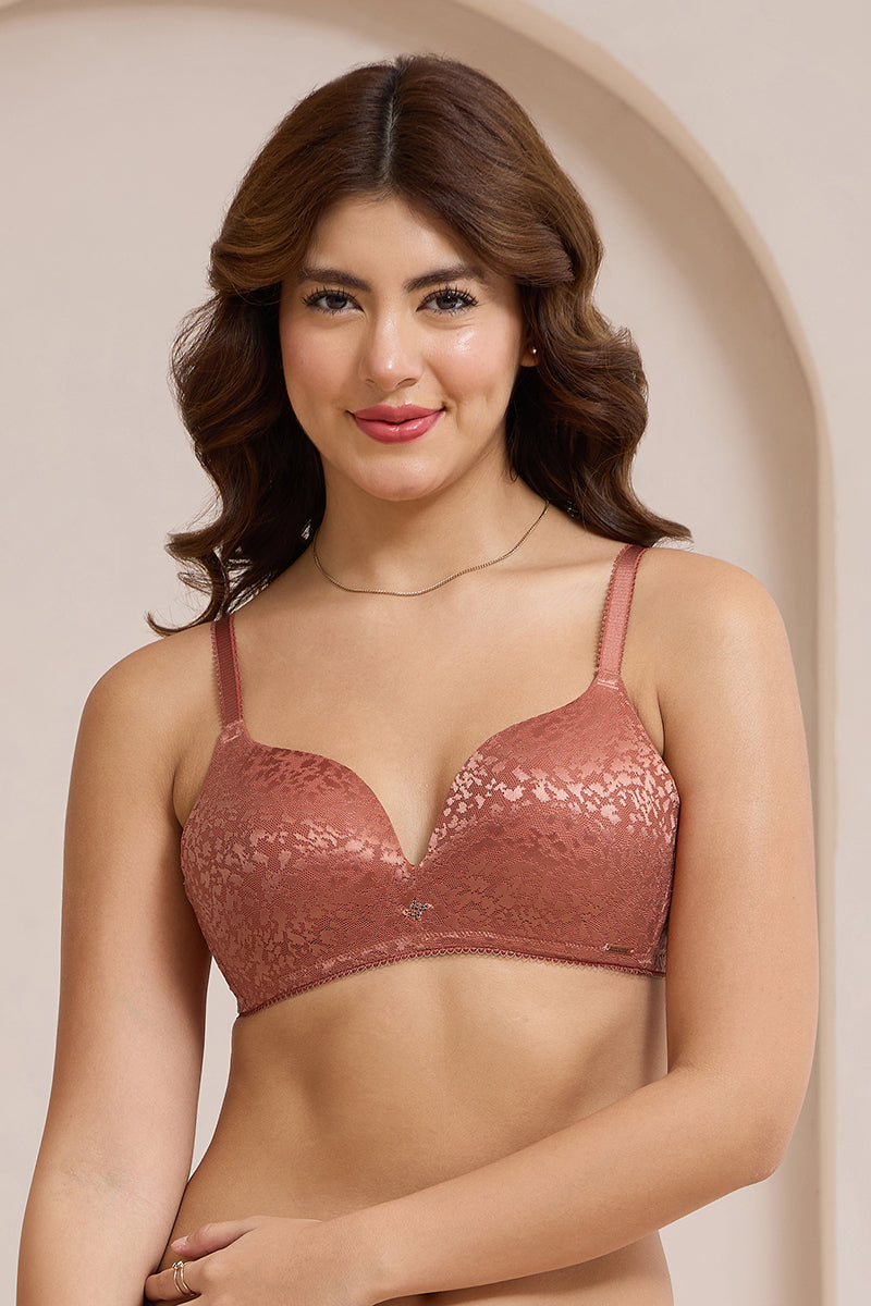 Allure Plunge Bra - amanté Bra - Image 1 of 4