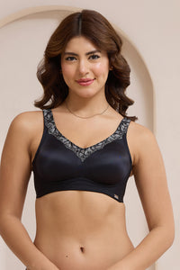 Radiant Curves Bra - amanté Bra thumbnail 1