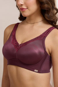 Radiant Curves Bra - amanté Bra thumbnail 3