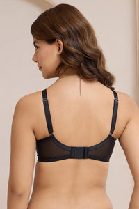 Radiant Lace Bra - amanté Bra thumbnail 2