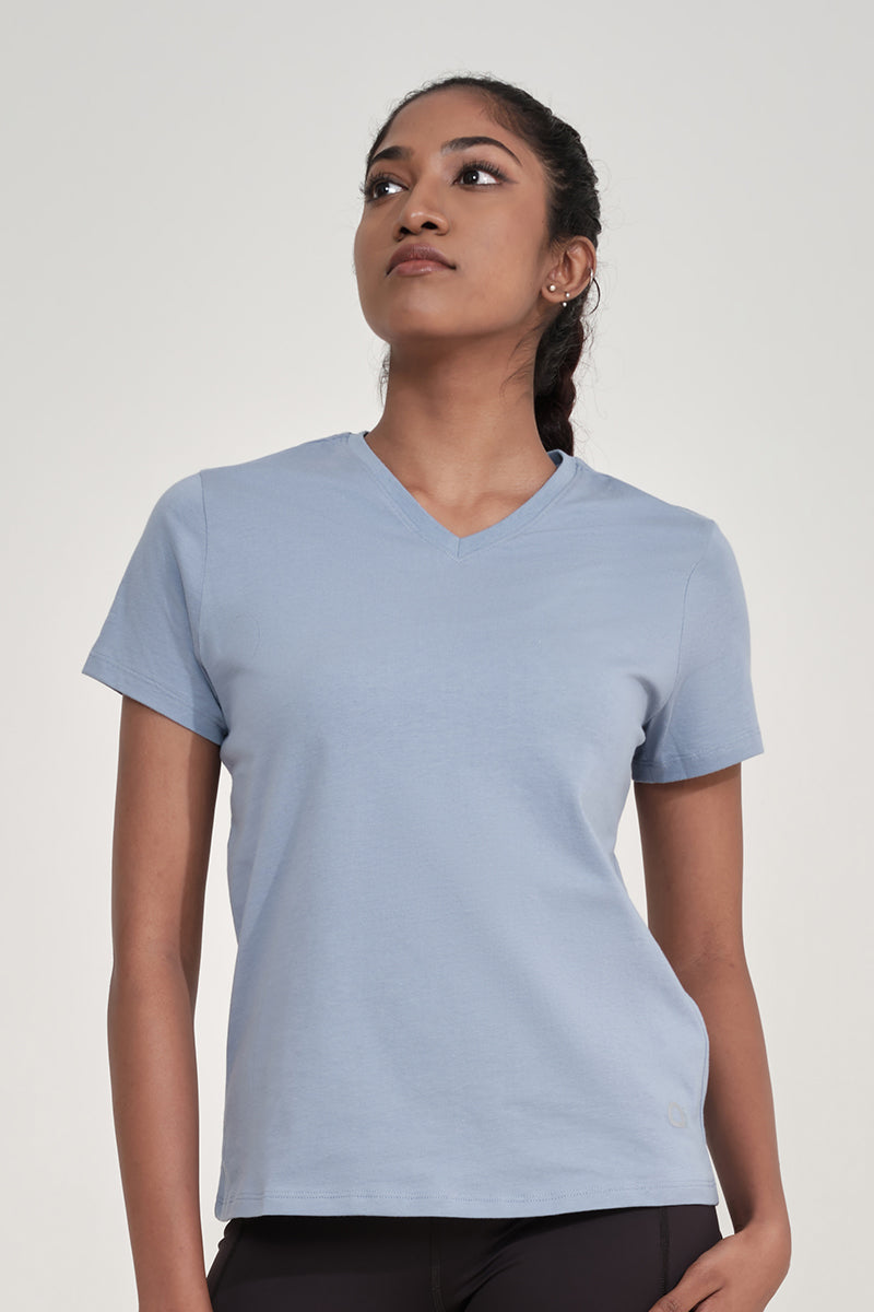 Essential V Neck Tee S / Tempest - amanté Sportswear - Image 1 of 3