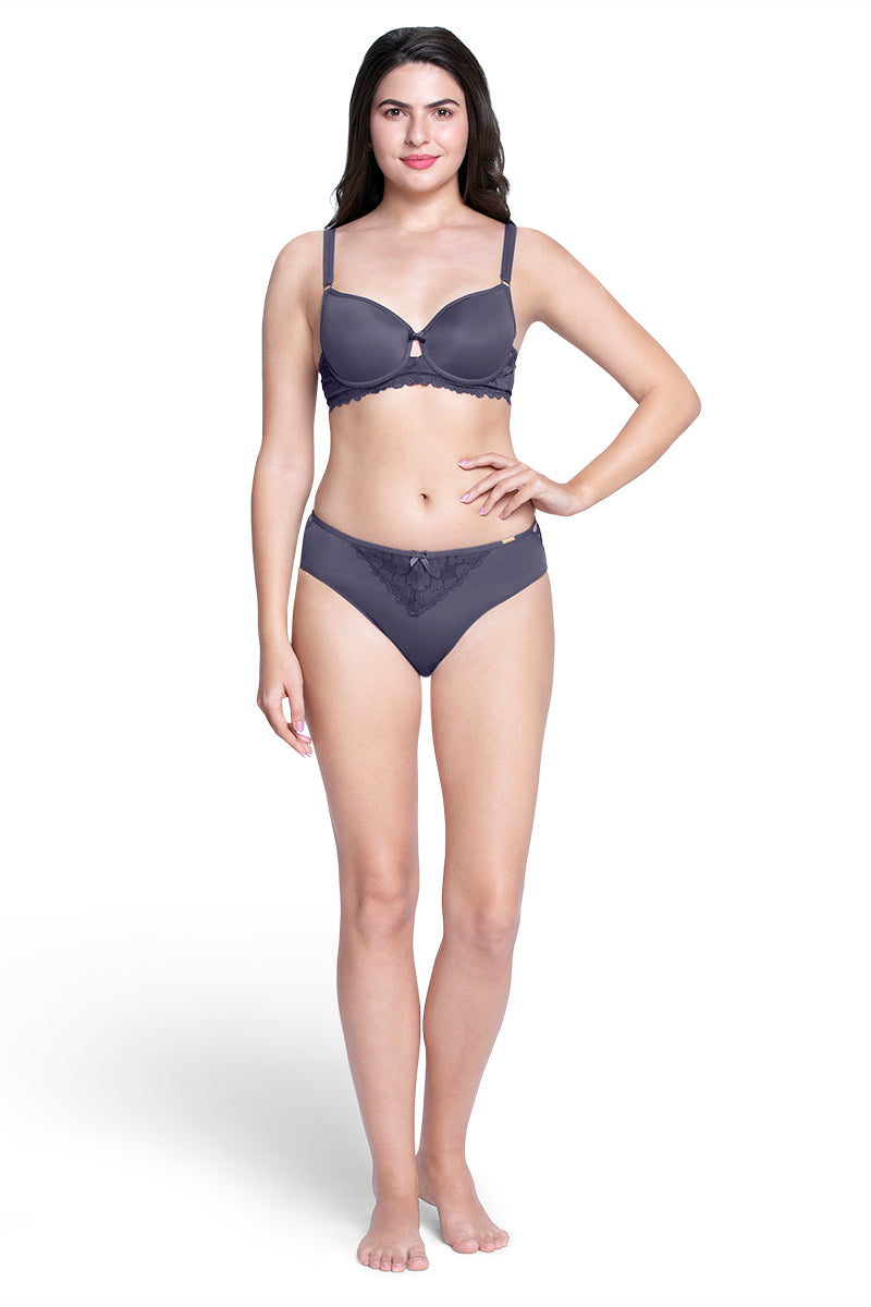 Low Rise Seamed Brazillian Panty  - amanté Bra