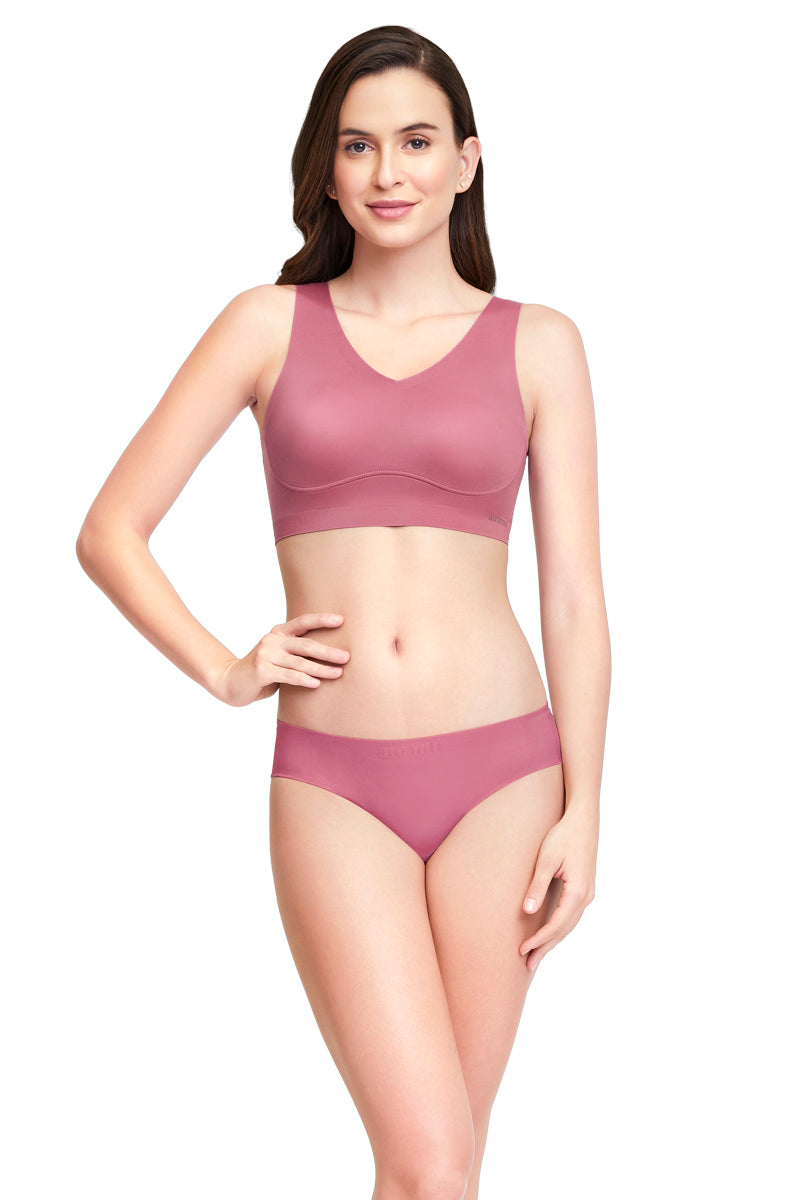 Skins V-Neck Bra  - amanté Bra